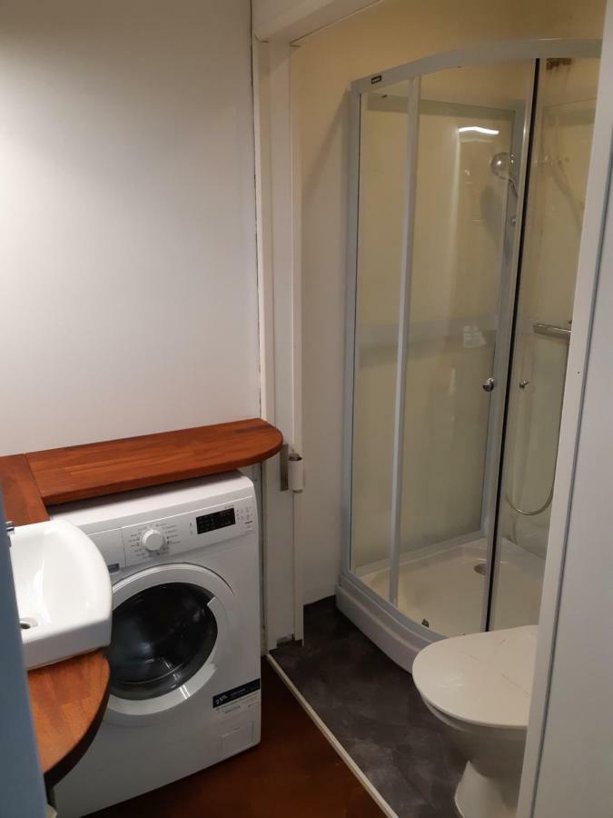 Remontoitu Asunto Vanhassa Talossa - Renovated Apartment At The Heart Of Turku Ngoại thất bức ảnh