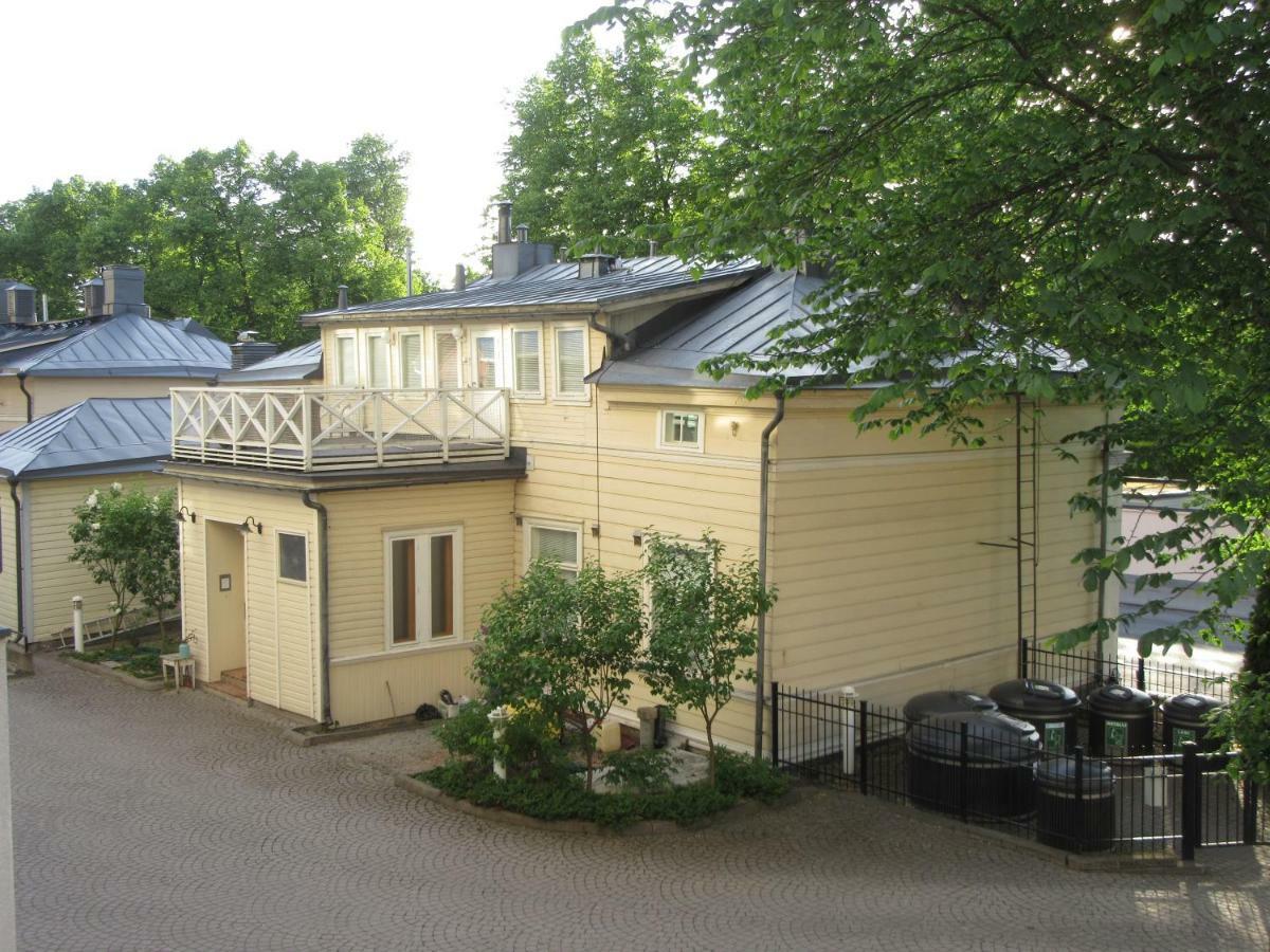 Remontoitu Asunto Vanhassa Talossa - Renovated Apartment At The Heart Of Turku Ngoại thất bức ảnh